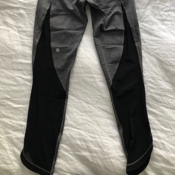 Lululemon Mesh Leggings size 6 - Picture 1 of 2